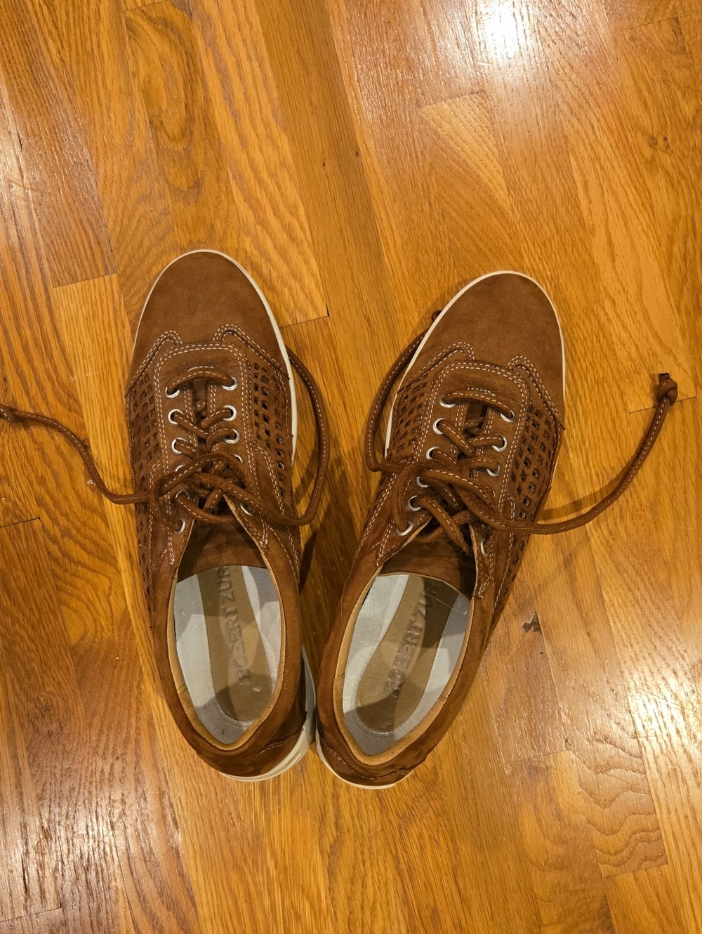 Robert Zur 's Women's Brown Suede Perforated Lace-Up Sneakers Size 10.5 AAAA